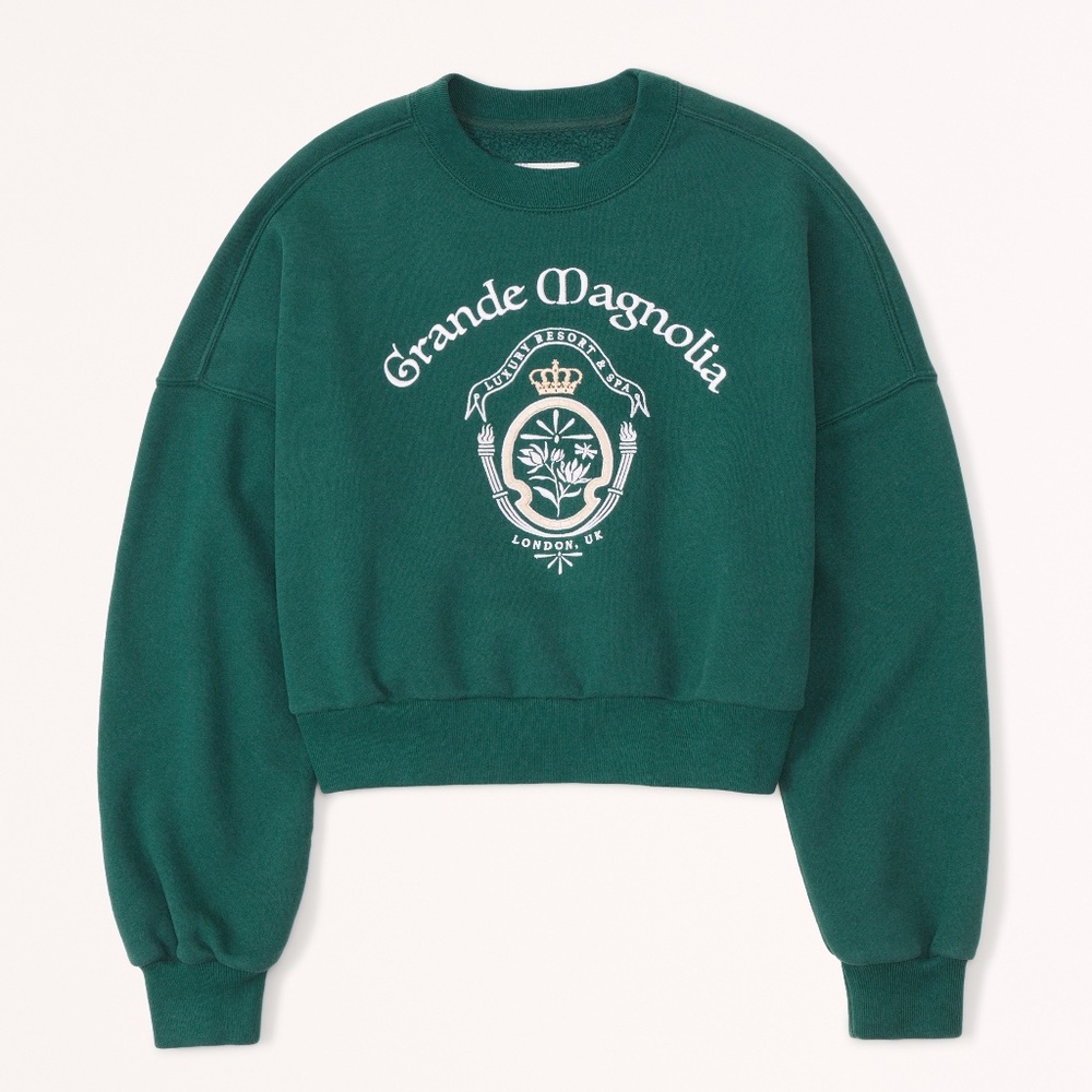 A&F Grande Magnolia SoftAF Sunday Crew sweater